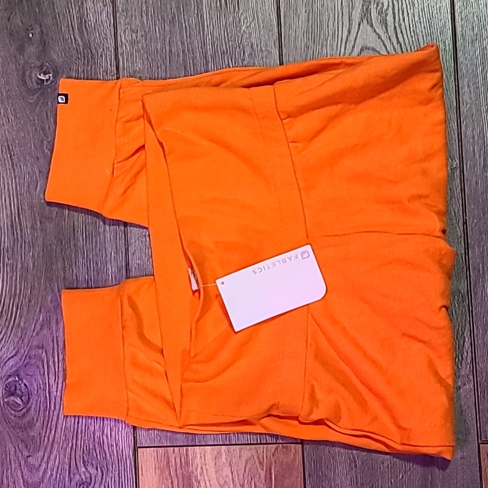 Fabletics Sweatpants - Picture 5 of 9